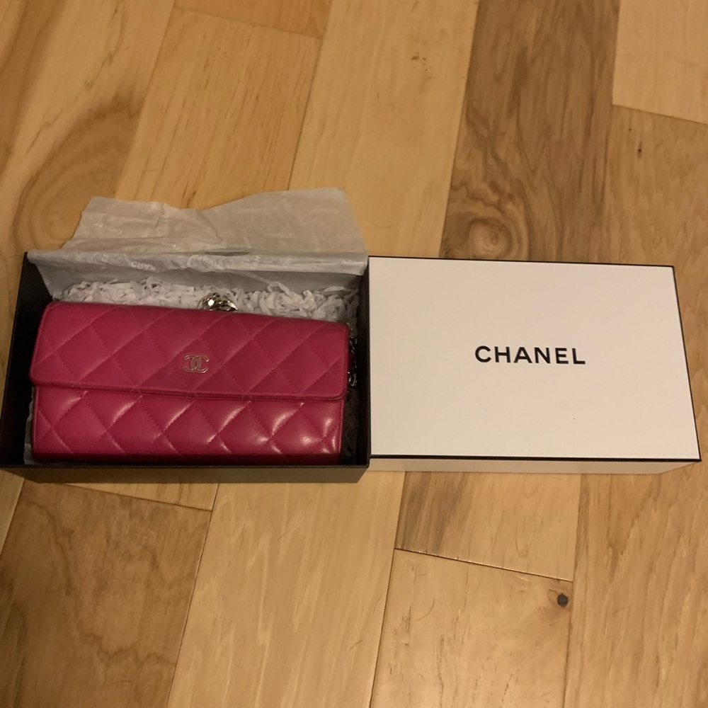 CHANEL Pink WOC